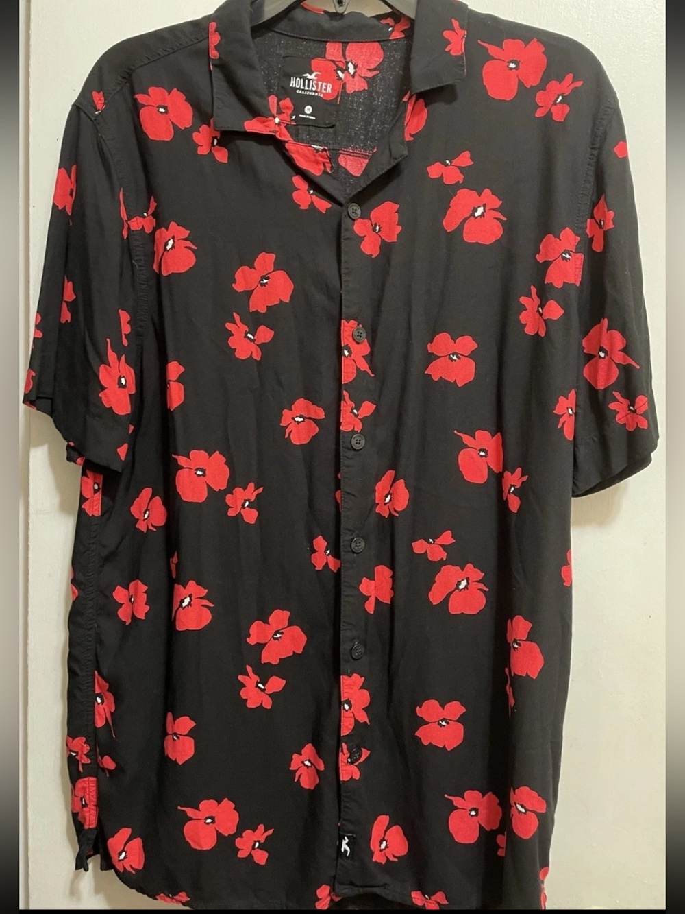 Hollister Black Floral Short Sleeve Button-Up Shirt Red Poppy Graphic Men's Sz M